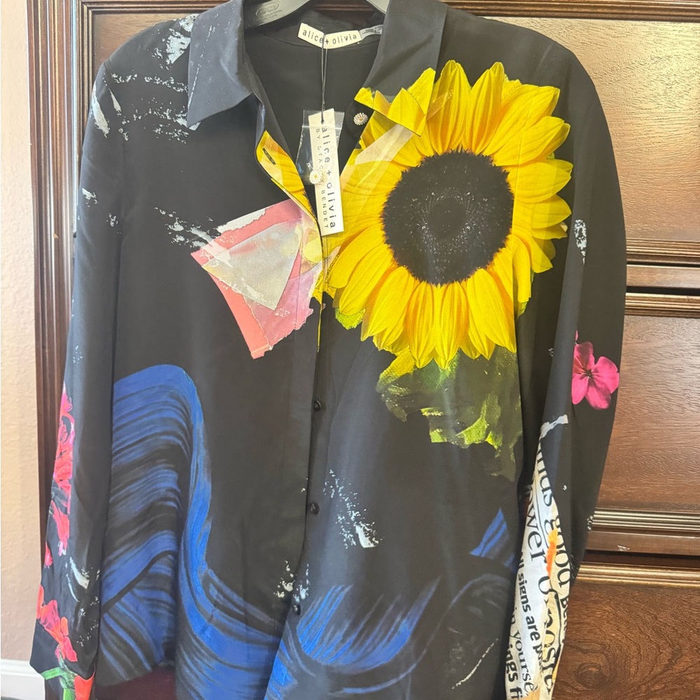Alice + Olivia Black Button-Up Shirt with Yellow Sunflower & Blue Accents
